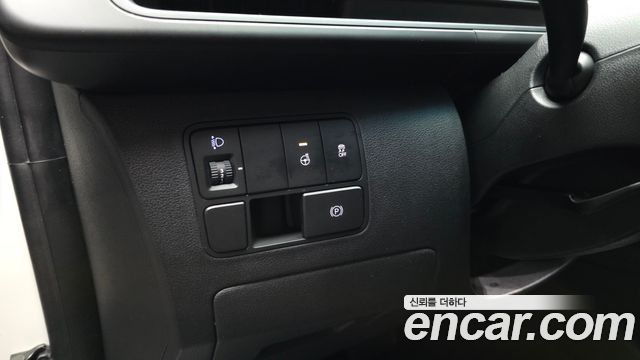 Hyundai Staria L3.5 Cargo 5-Seater Modern 2025 — фото 29