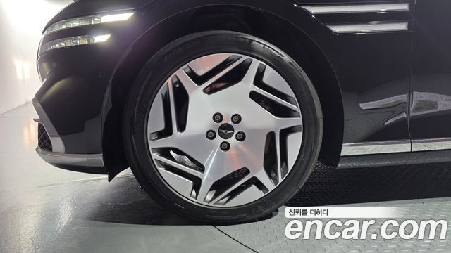 Genesis G90 (RS4) Gasoline 3.5 Turbo e-S/C AWD LWB 2023 — фото 5