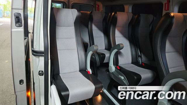 Renault Korea Master 2.3 15-Seater 2020 — фото 18
