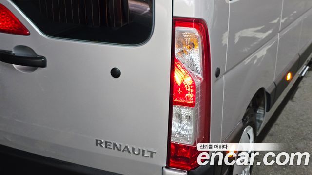 Renault Korea Master 2.3 15-Seater 2020 — фото 23