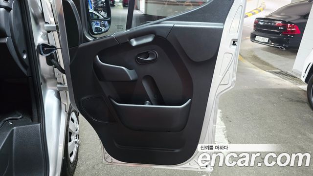 Renault Korea Master 2.3 15-Seater 2020 — фото 25