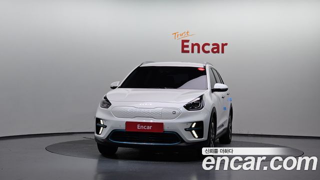Kia Niro EV Noblesse 2022 — фото 3