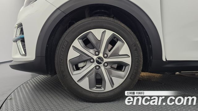 Kia Niro EV Noblesse 2022 — фото 5