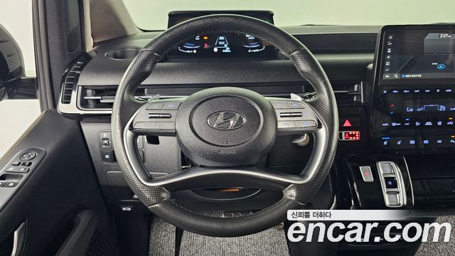 Hyundai Staria 4WD Lounge 9-Seater Prestige 2022 — фото 14