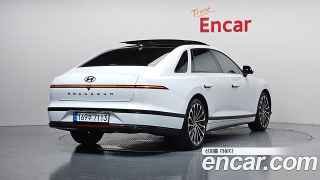 Hyundai Grandeur Hybrid (GN7) Calligraphy 2025 — фото 2
