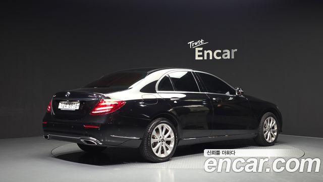 Mercedes-Benz E-Class (W213) E220d Exclusive 2019 — фото 2