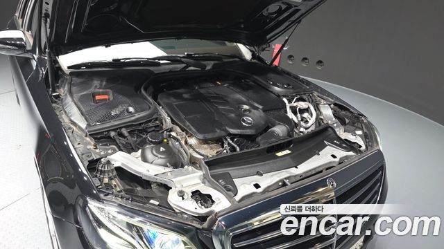 Mercedes-Benz E-Class (W213) E220d Exclusive 2019 — фото 6
