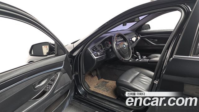 BMW 5 Series (F10) 520d 2015 — фото 10