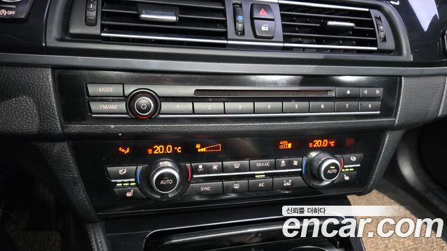 BMW 5 Series (F10) 520d 2015 — фото 17