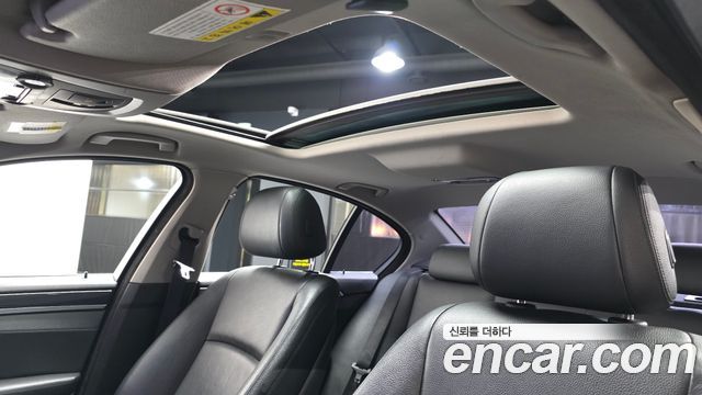 BMW 5 Series (F10) 520d 2015 — фото 19