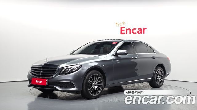Mercedes-Benz E-Class (W213) E220d 4MATIC Exclusive 2019 — фото 1