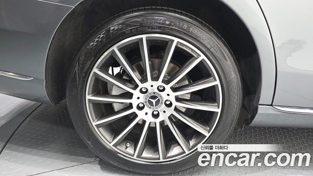 Mercedes-Benz E-Class (W213) E220d 4MATIC Exclusive 2019 — фото 5