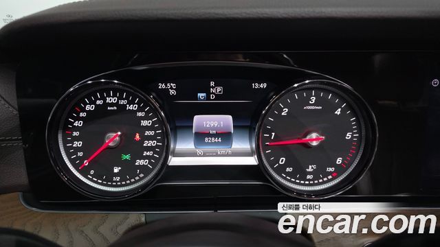 Mercedes-Benz E-Class (W213) E220d 4MATIC Exclusive 2019 — фото 8