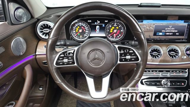 Mercedes-Benz E-Class (W213) E220d 4MATIC Exclusive 2019 — фото 13