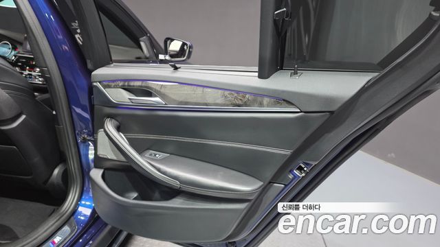 BMW 5 Series (G30) 530d M Sport Package 2018 — фото 31