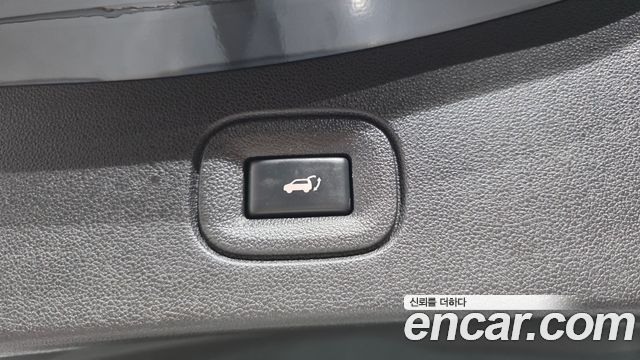 Renault Korea QM6 2.0 LPe Premiere 2WD 2021 — фото 16