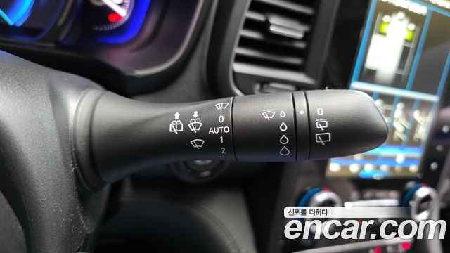 Renault Korea QM6 2.0 LPe Premiere 2WD 2021 — фото 27