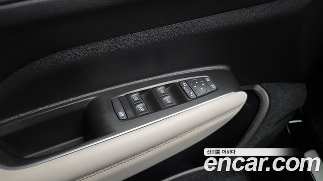 Renault Korea QM6 2.0 LPe Premiere 2WD 2021 — фото 28