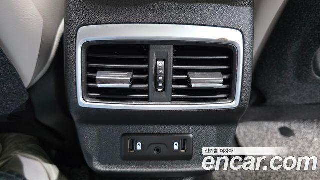 Renault Korea QM6 2.0 LPe Premiere 2WD 2021 — фото 35