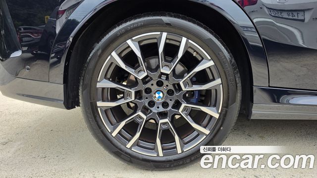 BMW X6 (G06) xDrive40i M Sport 2024 — фото 5