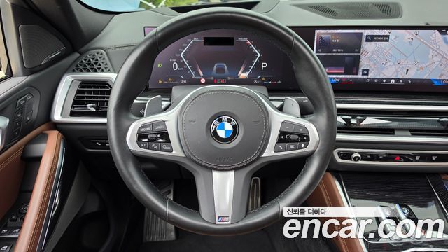 BMW X6 (G06) xDrive40i M Sport 2024 — фото 12