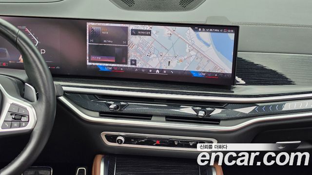 BMW X6 (G06) xDrive40i M Sport 2024 — фото 13