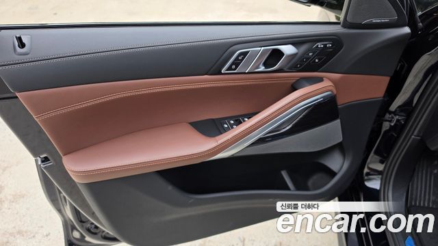 BMW X6 (G06) xDrive40i M Sport 2024 — фото 24