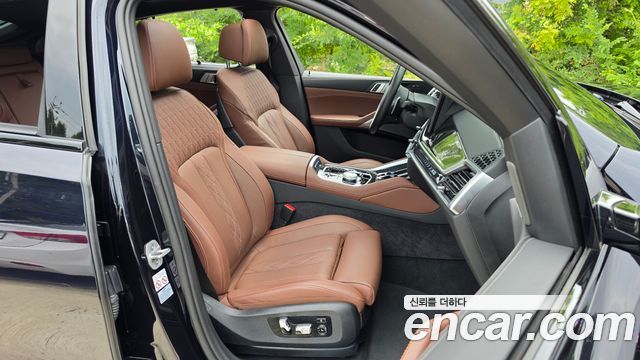 BMW X6 (G06) xDrive40i M Sport 2024 — фото 26