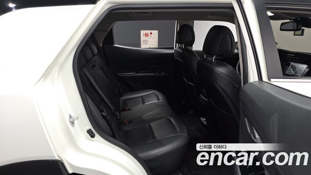 KG Mobility (SsangYong) Beautiful Korando Gasoline 1.5 2WD C5 2021 — фото 12