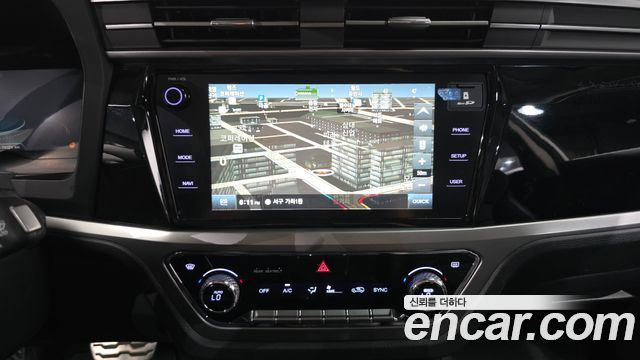 KG Mobility (SsangYong) Beautiful Korando Gasoline 1.5 2WD C5 2021 — фото 14