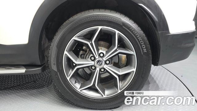 KG Mobility (SsangYong) Beautiful Korando Gasoline 1.5 2WD C5 2021 — фото 21