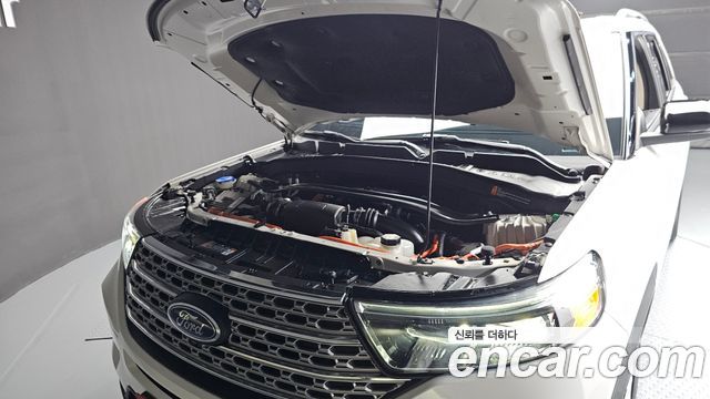 Ford Explorer (VI) 3.0 PHEV 2021 — фото 6