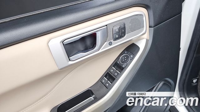 Ford Explorer (VI) 3.0 PHEV 2021 — фото 16