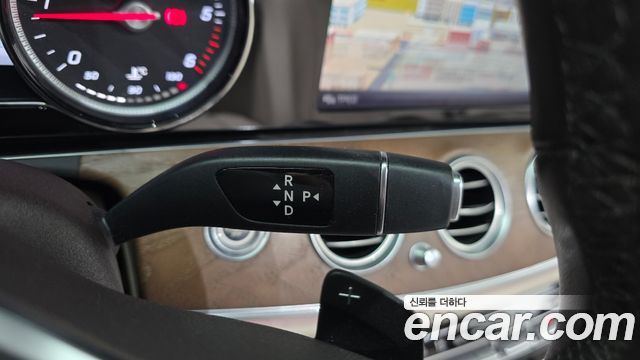 Mercedes-Benz E-Class (W213) E220d 4MATIC Exclusive 2019 — фото 9