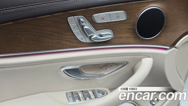 Mercedes-Benz E-Class (W213) E220d 4MATIC Exclusive 2019 — фото 15