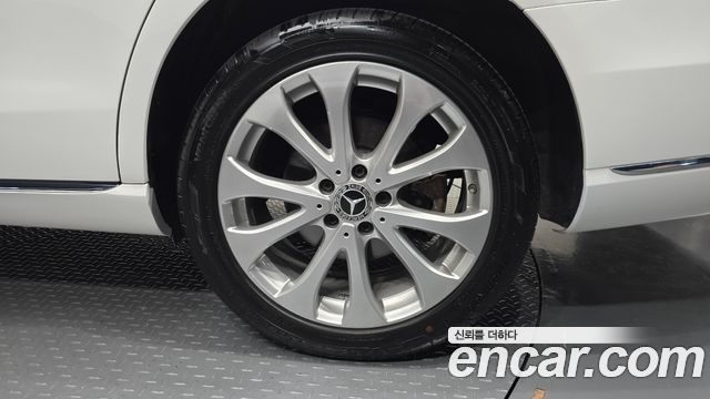 Mercedes-Benz E-Class (W213) E220d 4MATIC Exclusive 2019 — фото 21