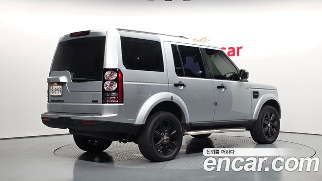Land Rover Discovery 4 3.0 SDV6 SE 2014 — фото 2