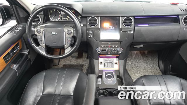 Land Rover Discovery 4 3.0 SDV6 SE 2014 — фото 7