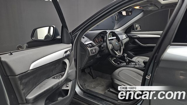 BMW X1 (F48) xDrive 18d 2016 — фото 10