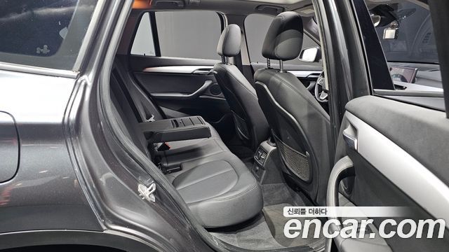 BMW X1 (F48) xDrive 18d 2016 — фото 11