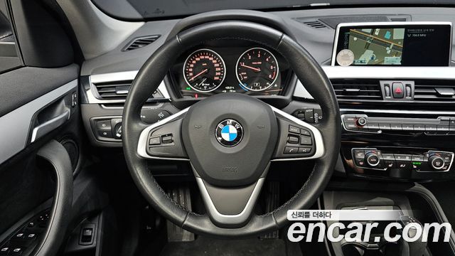 BMW X1 (F48) xDrive 18d 2016 — фото 13