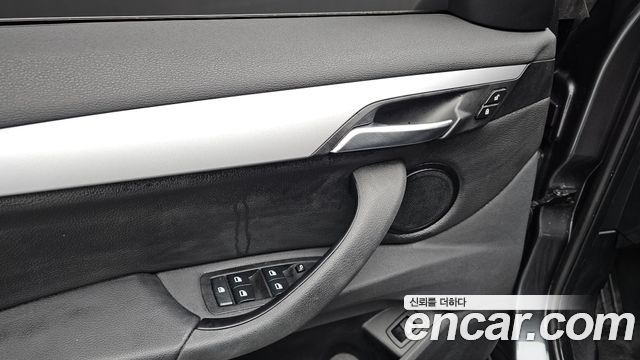 BMW X1 (F48) xDrive 18d 2016 — фото 32