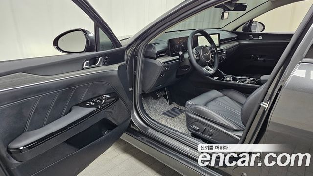 Kia K5 (III) 2.0 Signature 2025 — фото 10