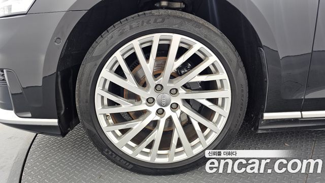 Audi A8 (D5) 50 TDI Quattro LWB 2021 — фото 5