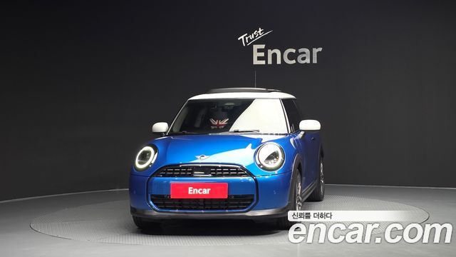 MINI Cooper C (IV) Classic 2025 — фото 3