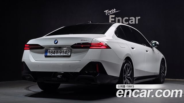 BMW 5 Series (G60) 520i M Sport 2025 — фото 2