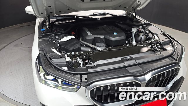 BMW 5 Series (G60) 520i M Sport 2025 — фото 6