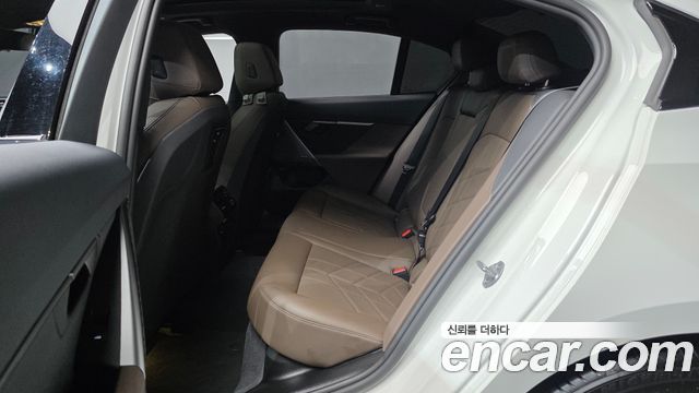 BMW 5 Series (G60) 520i M Sport 2025 — фото 12