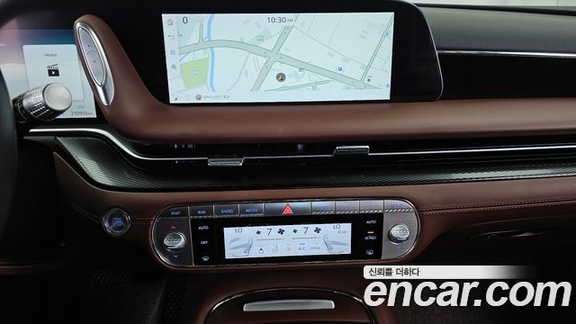 Genesis G90 (RS4) Gasoline 3.5 Turbo 2WD 2022 — фото 14