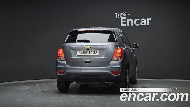 Chevrolet Trax 1.4 LS 2019 — фото 4